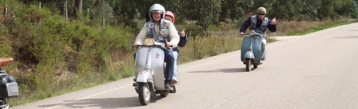 Passeio de Vespas ao Vale da Lama