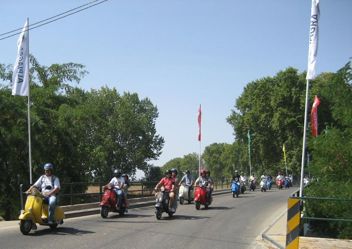 CD Os Águias