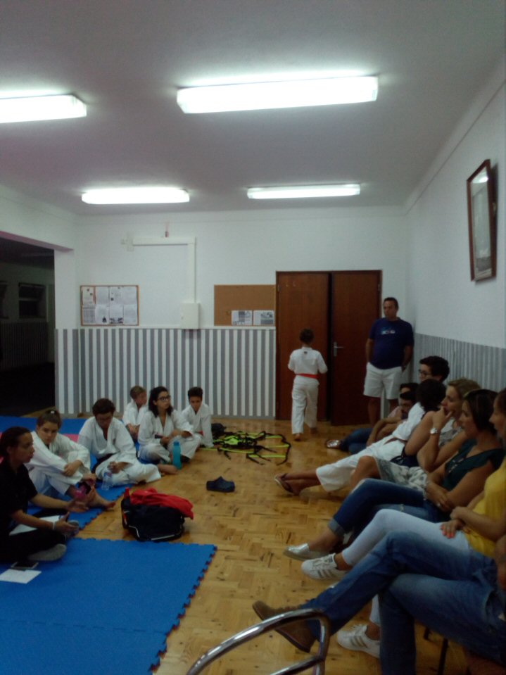 CD Os Águias