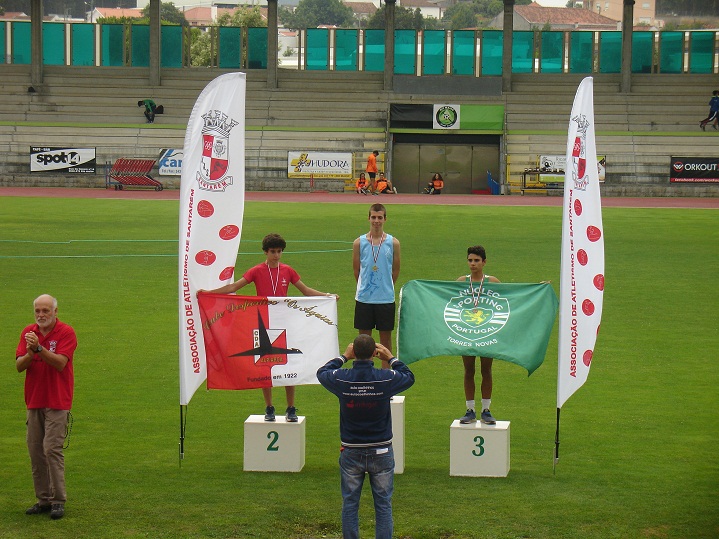 CD Os Águias